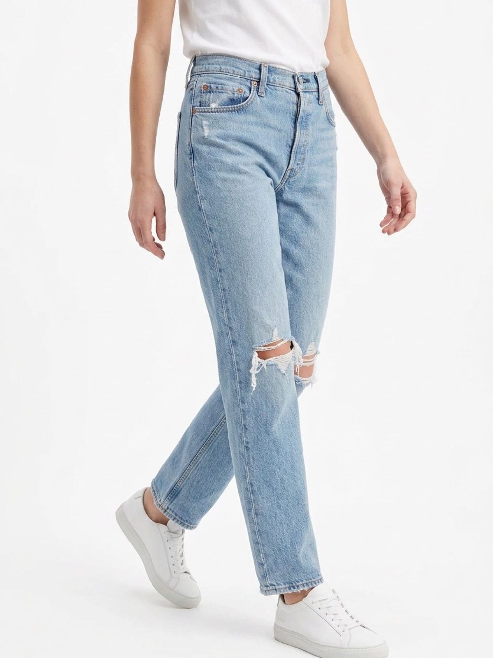 LEVI’S | Light Wash Distressed Ribcage Straight Ankle Jeans Women’s Size 26 (2)